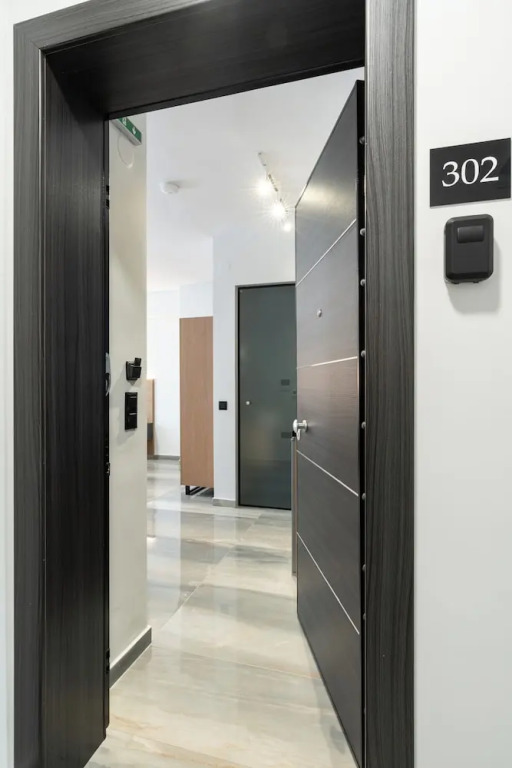 TOWER 15 Suites