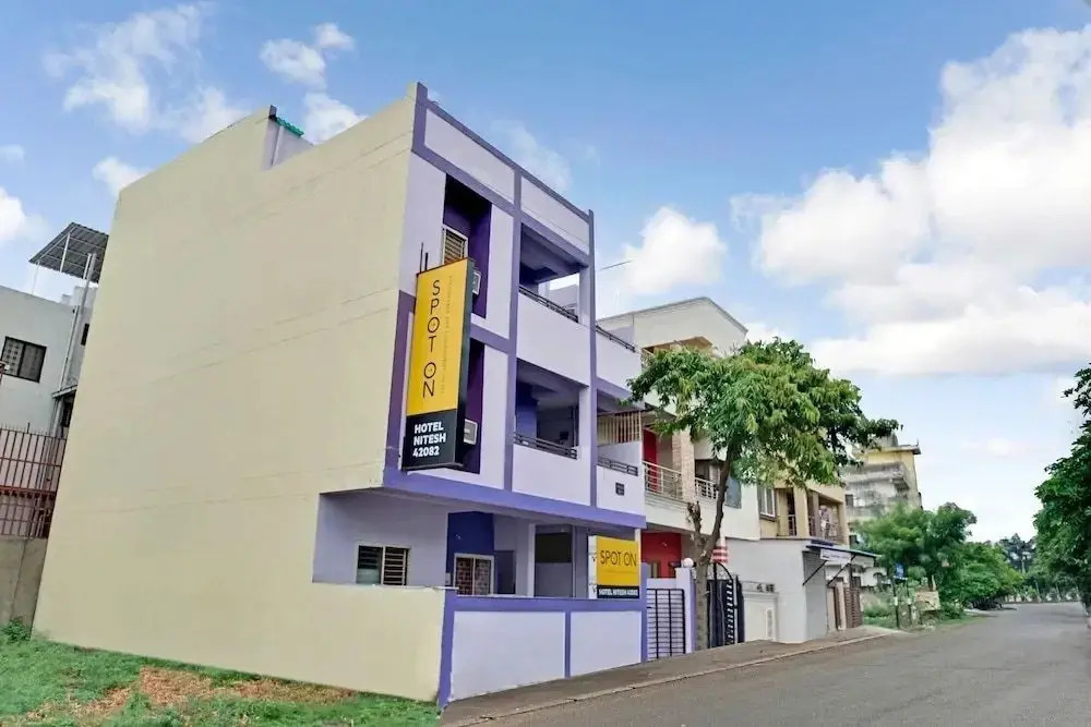 Hotel Nitesh by OYO Rooms