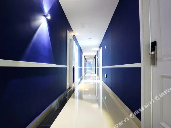 100 Inn (Nanjing Hohai University Subway Station)