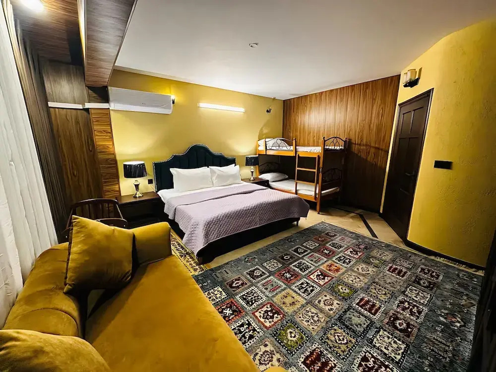 Royal Serviced Cottages