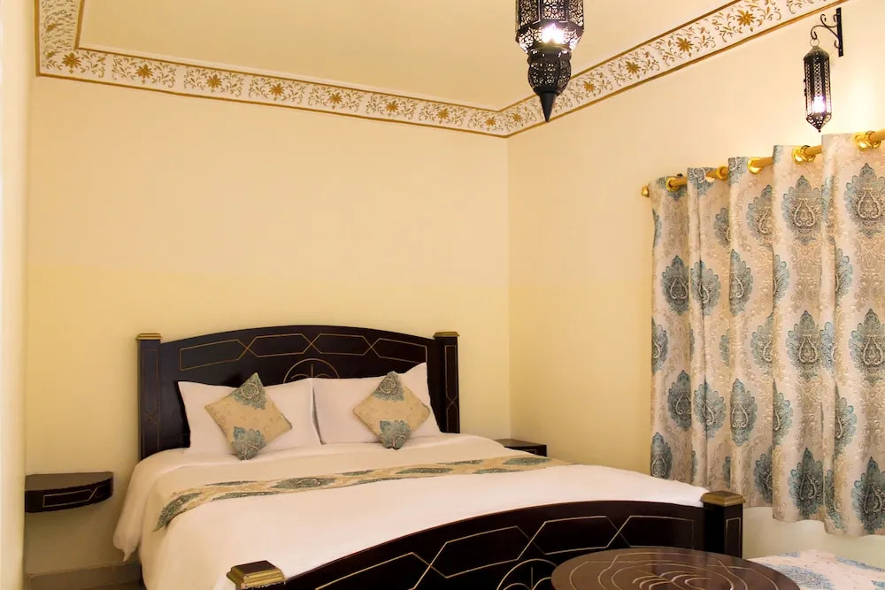 Golden Palm Oasis
