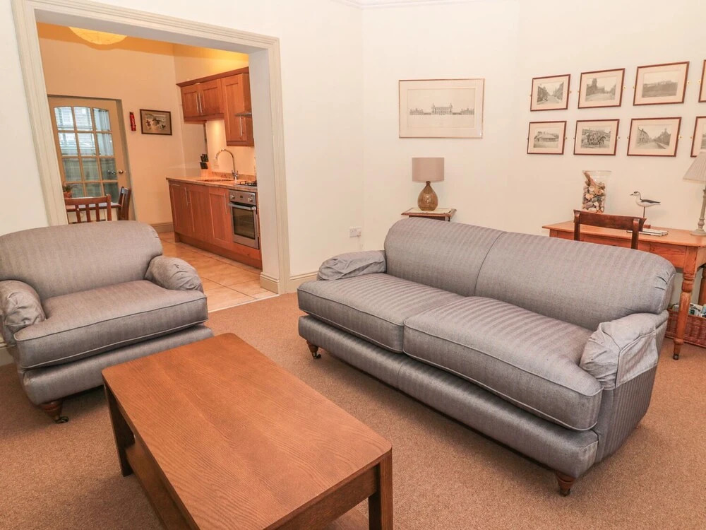 St Elmo's Apartment