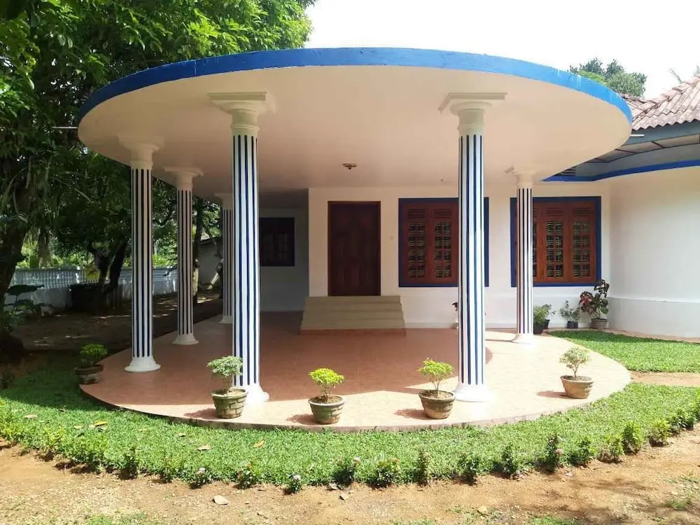 Contour Heritance Hotel- Delgoda Walawwa