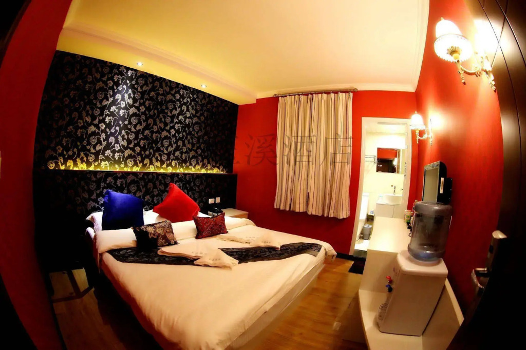 Yuxi Hotel