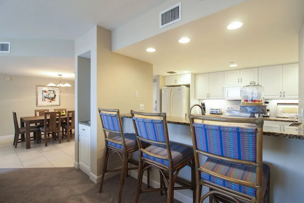 6620 Estero Blvd 1002 Condo 3 Bedrooms 2 Bathrooms Condo