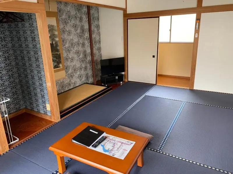 Onsen & Garden -Asante Inn