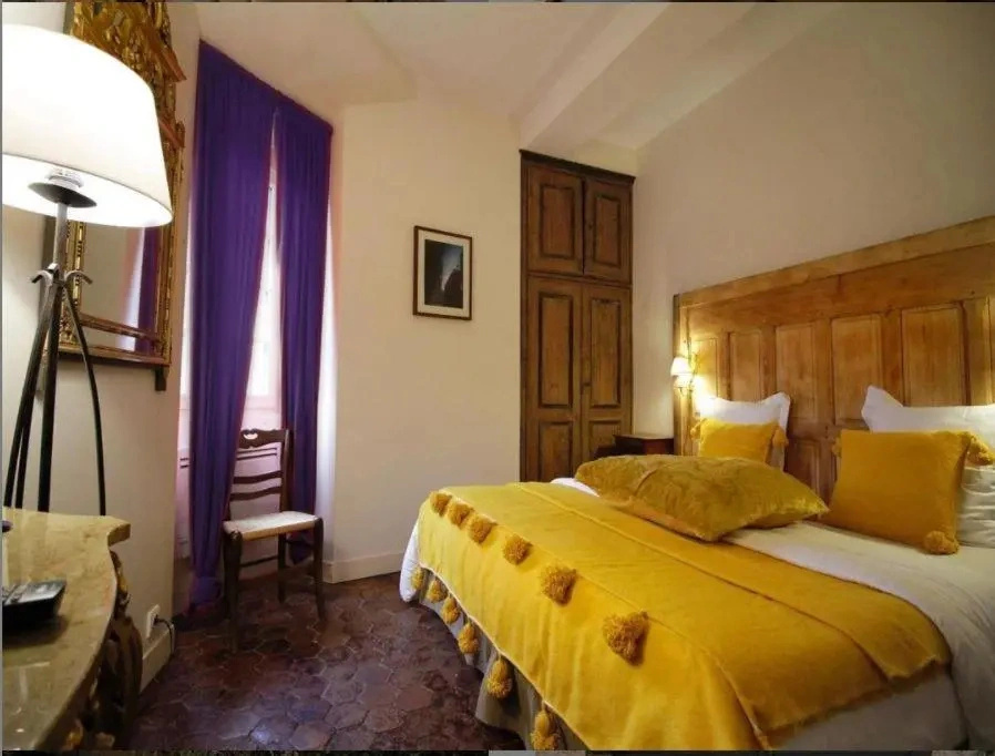 Coté-Serein La Privilège de la Tour Madame