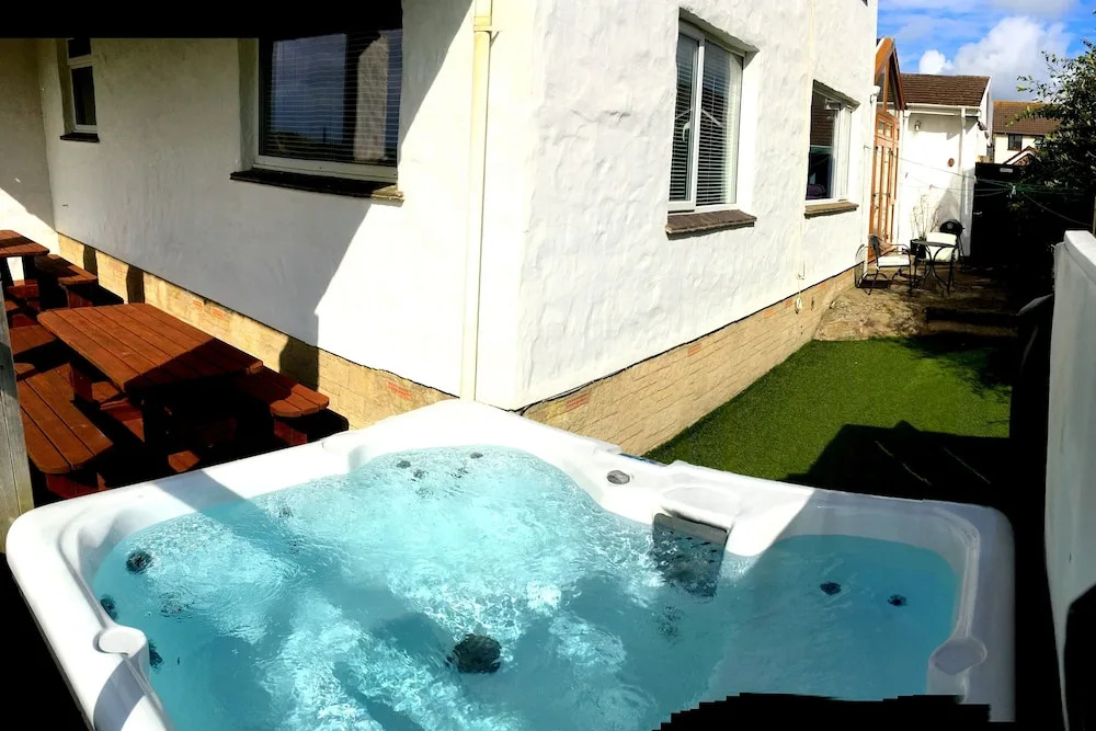 CROYDE VILLA SUNSEA 6 Bedrooms
