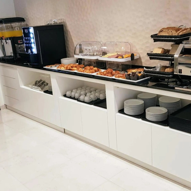 Porto City Hotel