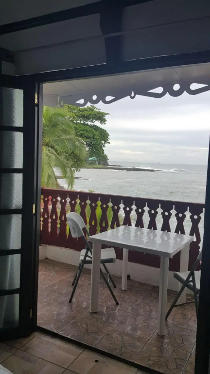 Hotel La Cueva De Limón