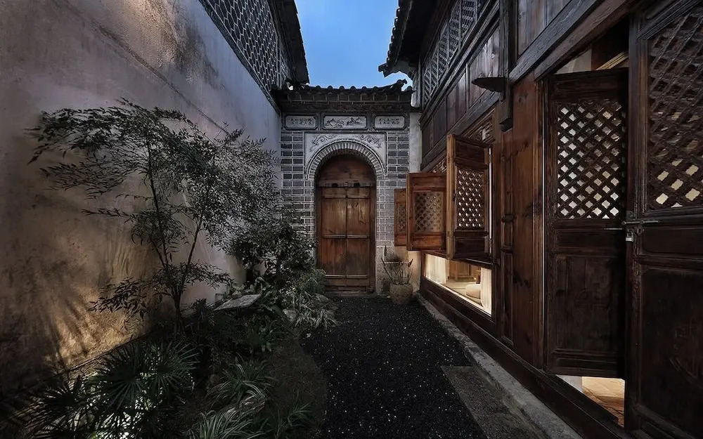 Tianxi Mansion in Dali Ancient City - A Century-Old Official Residence