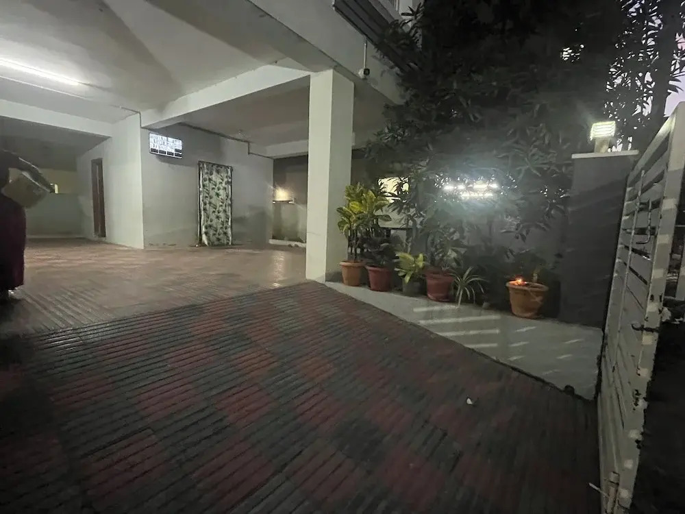 2BHK-Gachibowli 200 MBPS Wi‑Fi+ Upgraded Bathrooms