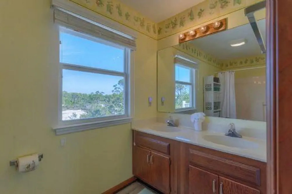 Gulf Breeze Apartment 3 Bedroom