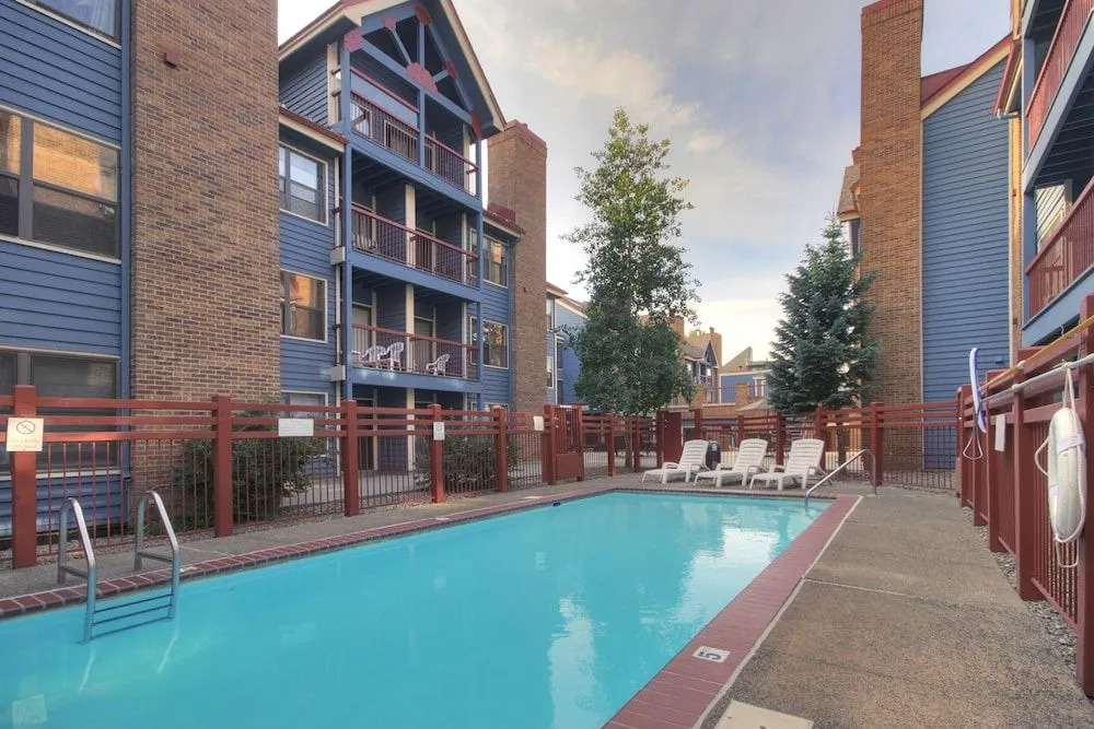 River Mnt Lodge E323F - 5 Br Condo