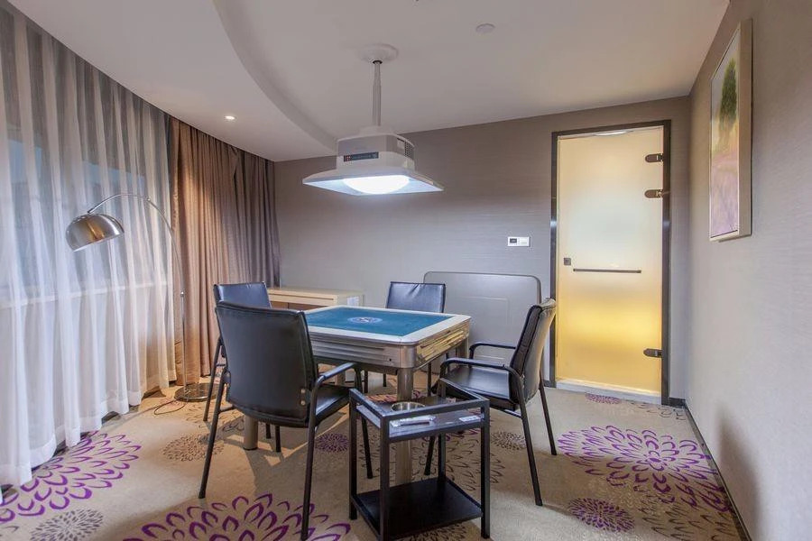 Lavande Hotel (Wuhan Hanjiang Road Metro Station)