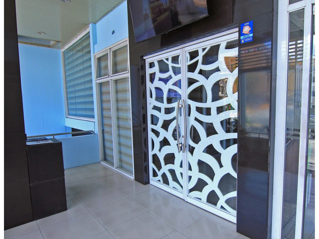 NIDA Rooms Mon Tang