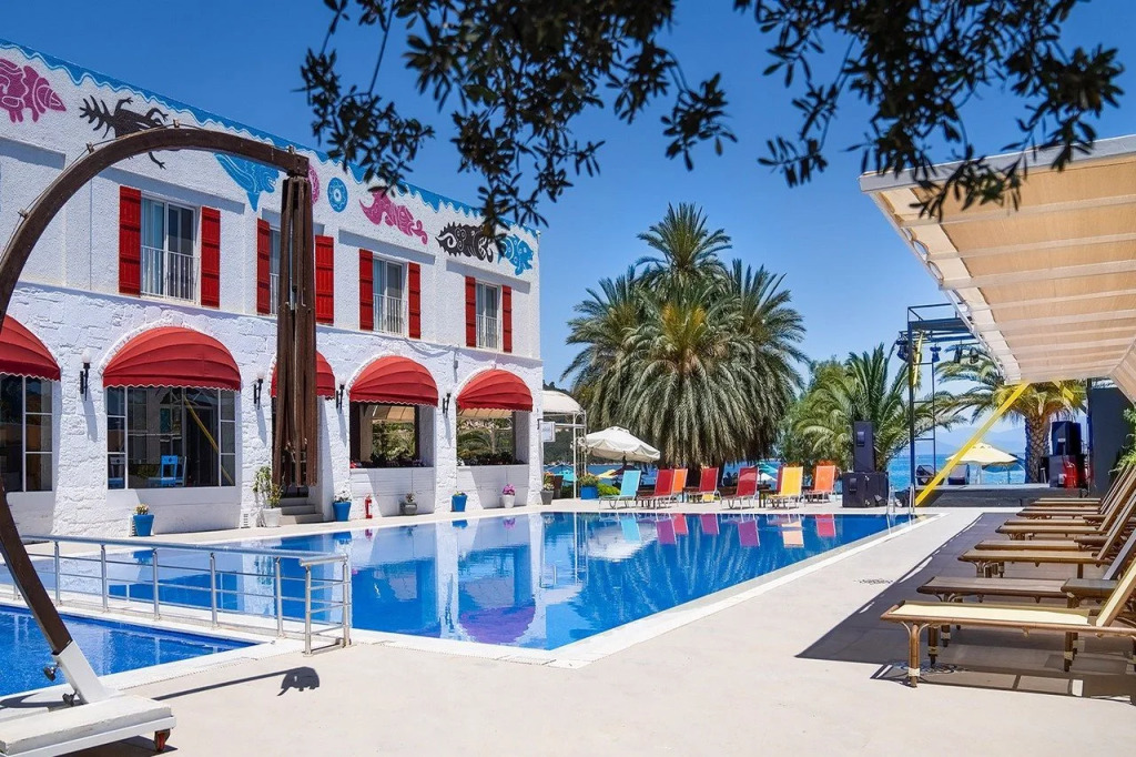 Toka Bodrum Hotel & Beach Club