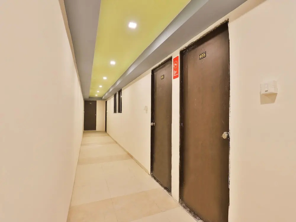 OYO 12182 Hotel Shekhawat Palace
