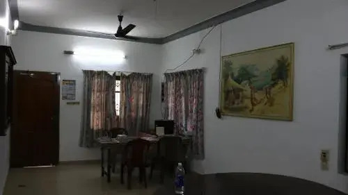 Little Flower Home Stay