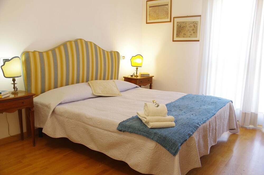 Apartment With 2 Bedrooms in Viareggio, With Balcony - 300 m From the