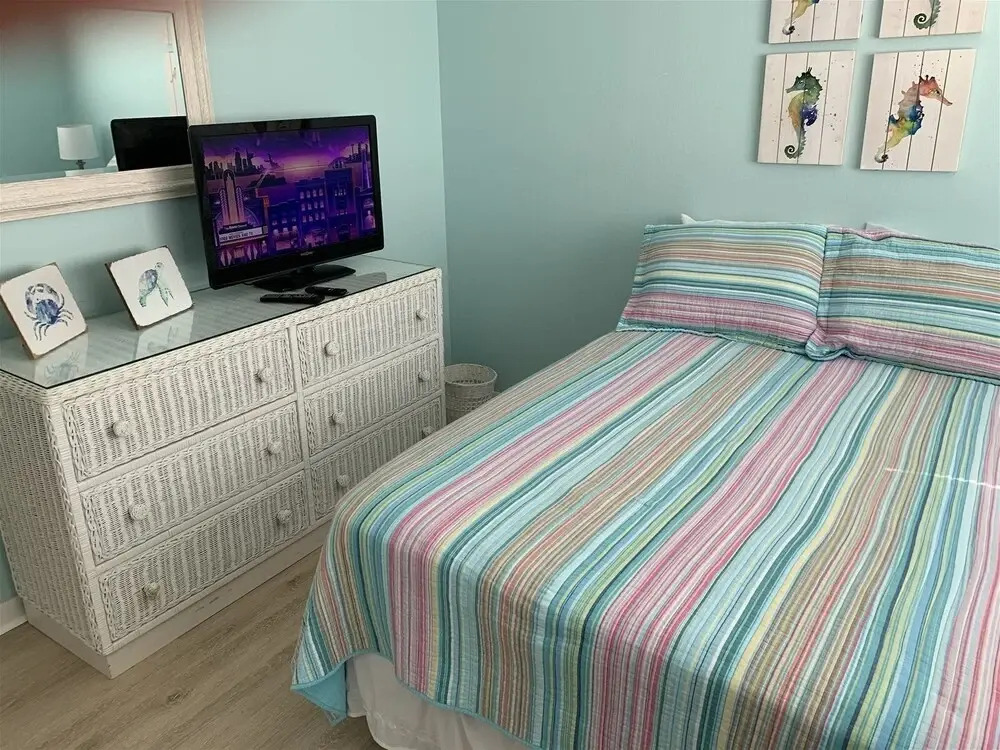 Crows Nest Apartment