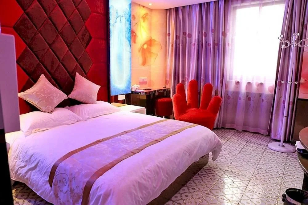 Menglong Boutique Hotel