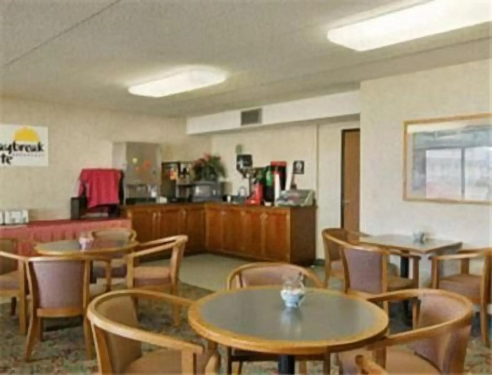 Sunset Inn & Suites