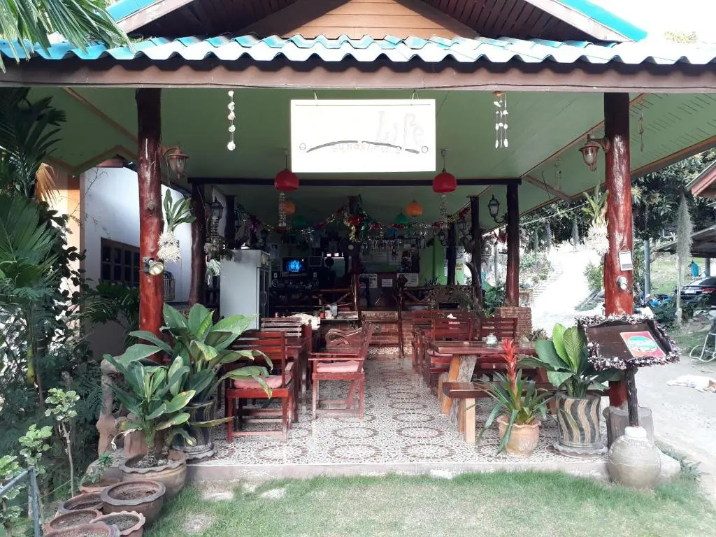 Easy Life Bungalows