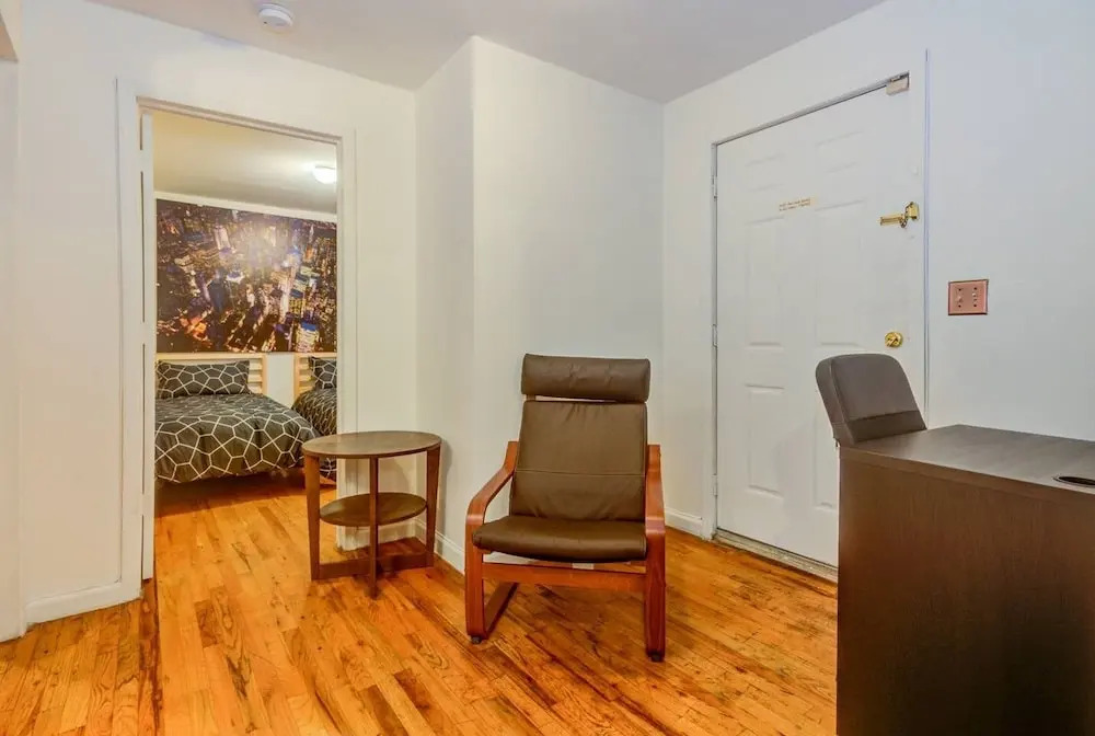 Huge & Cozy 3BR 2BA House 15m to Times Square