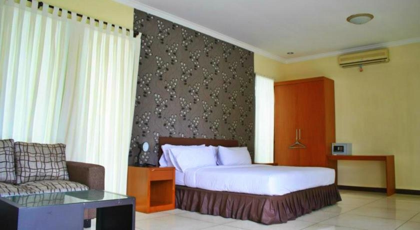 Village Indah Villas
