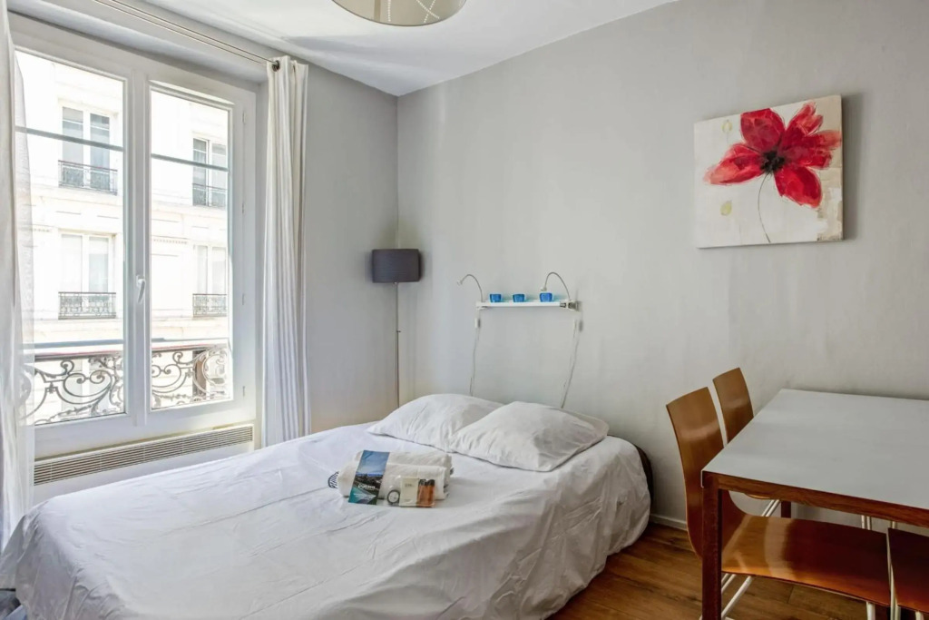 Nice and modern 1br at the heart of Paris nearby Canal St-Martin - Welkeys