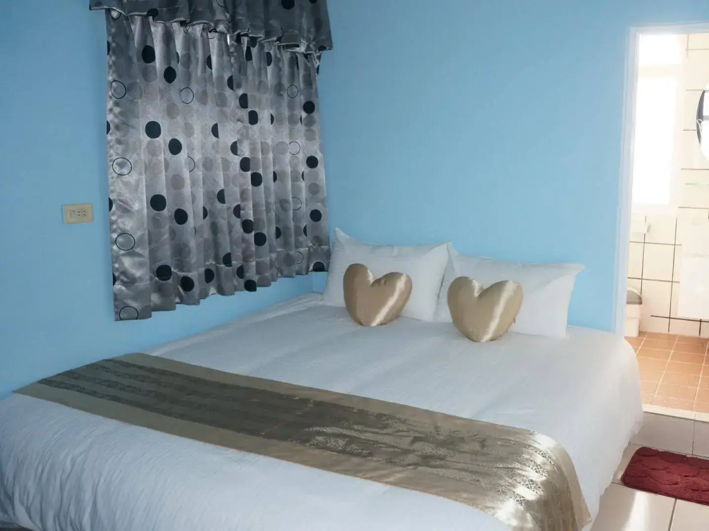 W Guest House