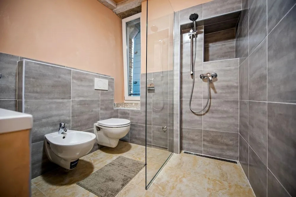 Apartments CASA ROCCIA BIANCA