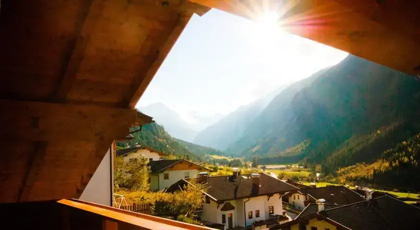 Haus Alpenkönig Exclusive Apartments near Stubai Glacier