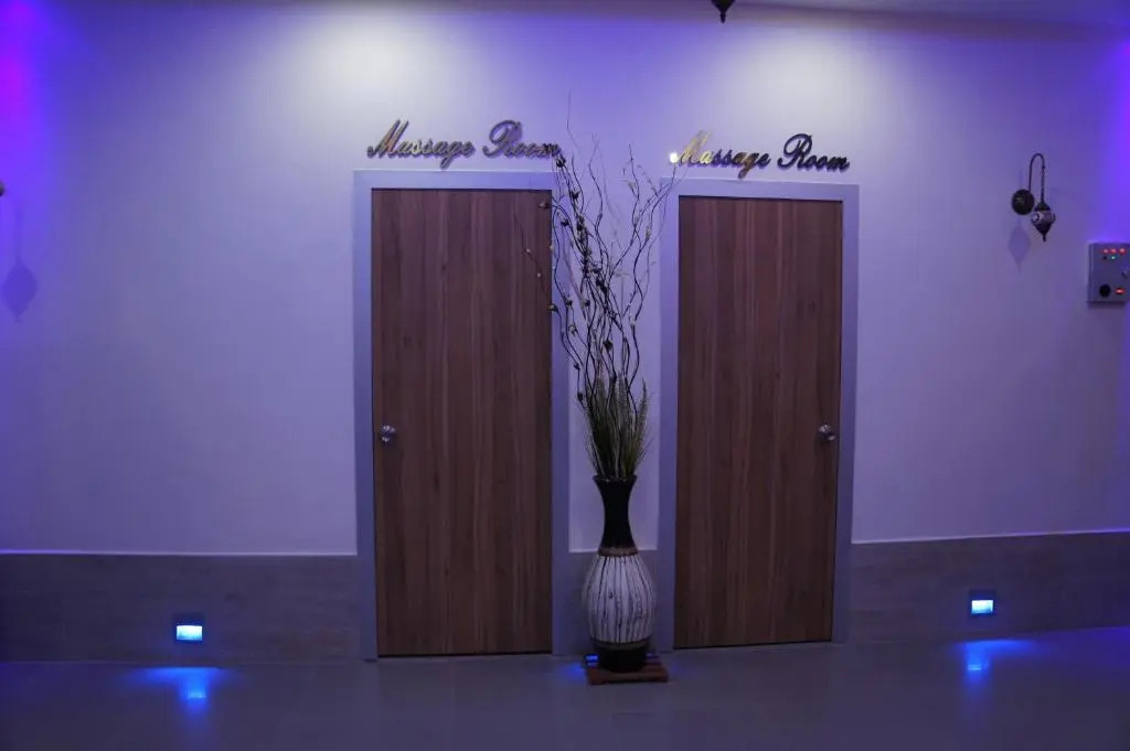 Sea View Studio in Orion Garden