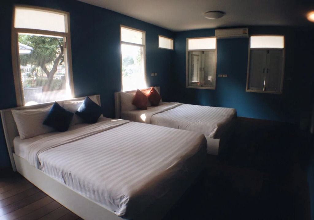 White Chalet Bed and Breakfast