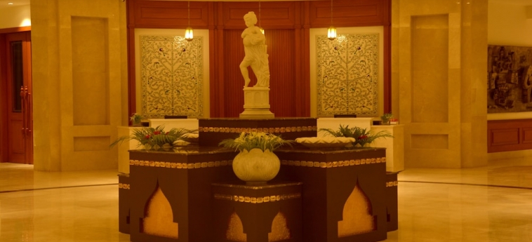 Royal Chandela