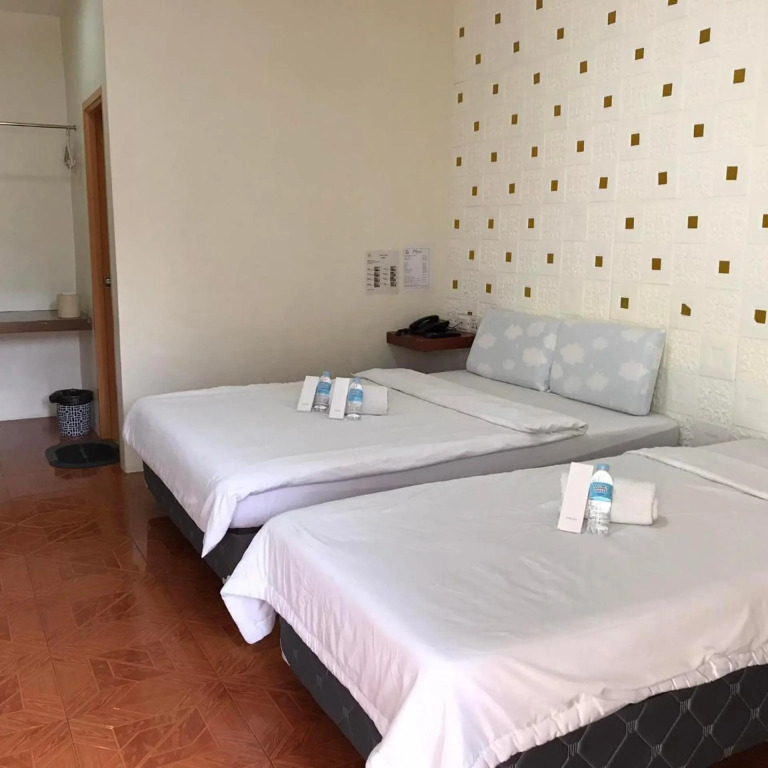 Im Inn Hotel Sorsogon near SM or Terminal