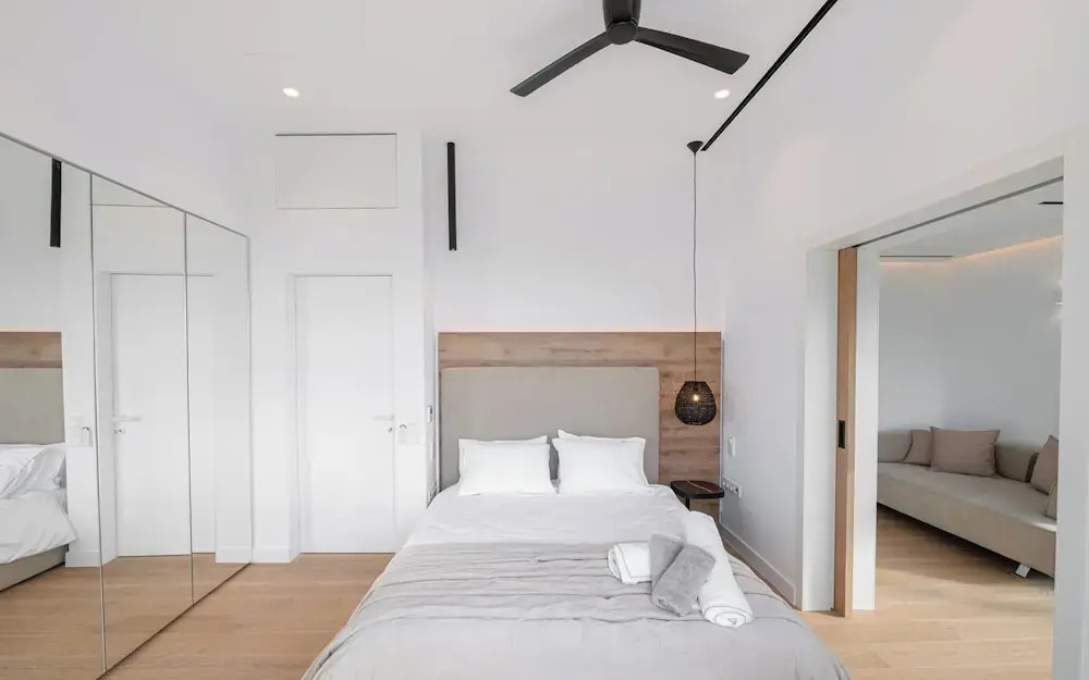 Elia Cove Luxury Villas & Residences