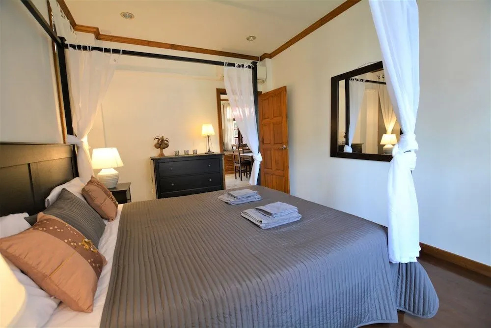 Amintra 4 Villa for rent Koh Lanta