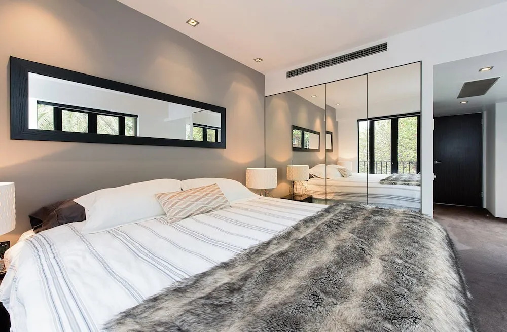 PPT50 Sleek 2 Bed Designer Abode