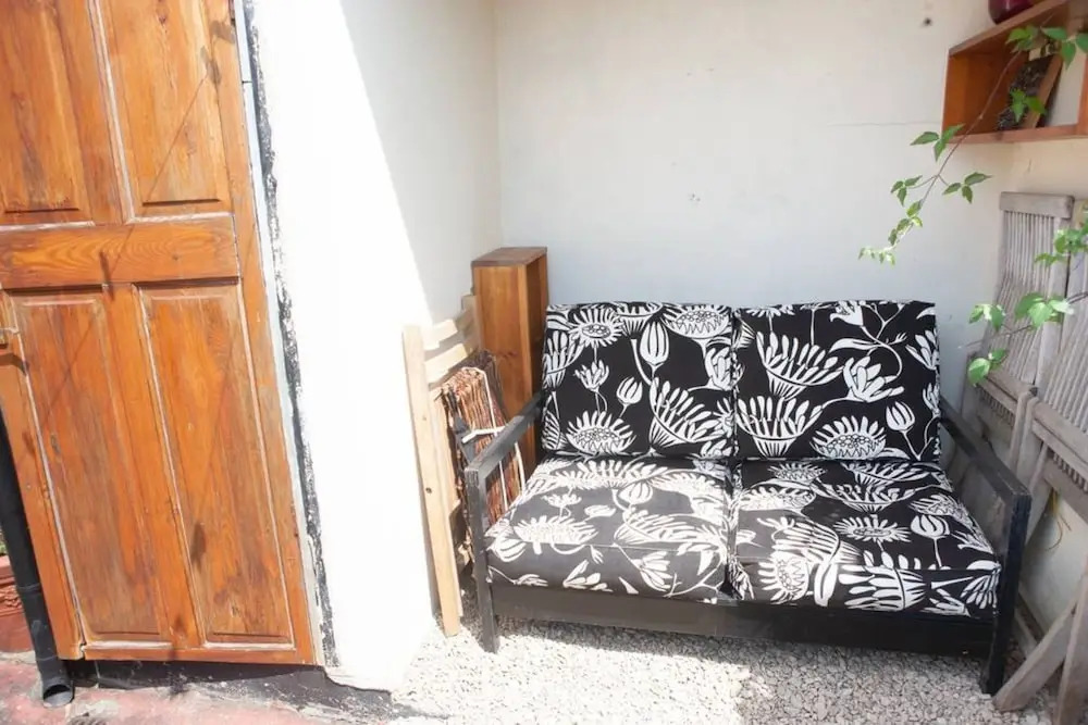 1 Bedroom Apartment With Beautiful Garden