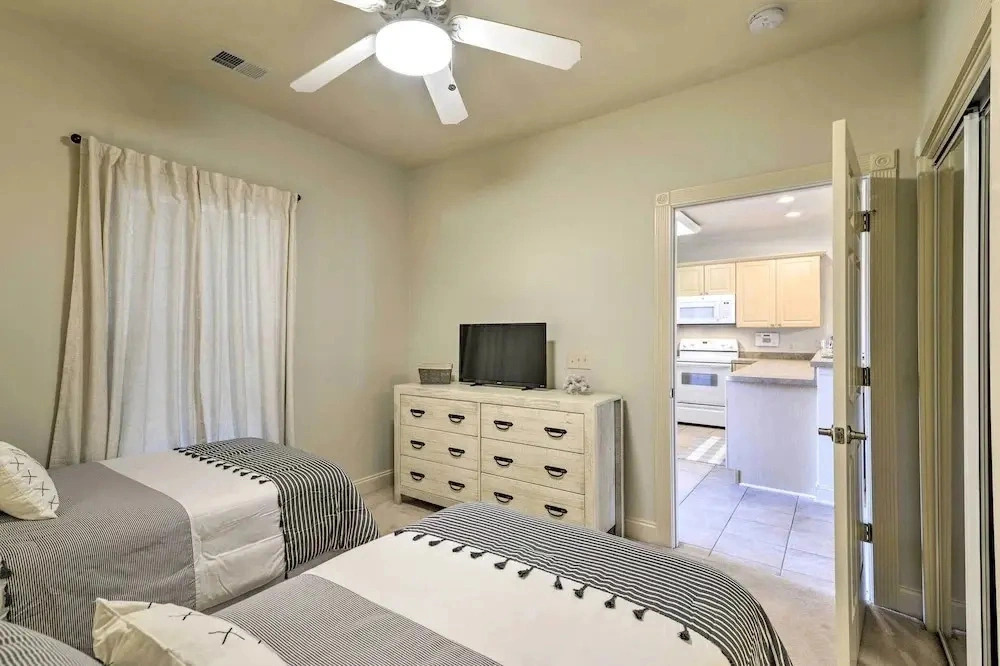 Magnolia Pointe Two-bedroom Apartment 302-4869