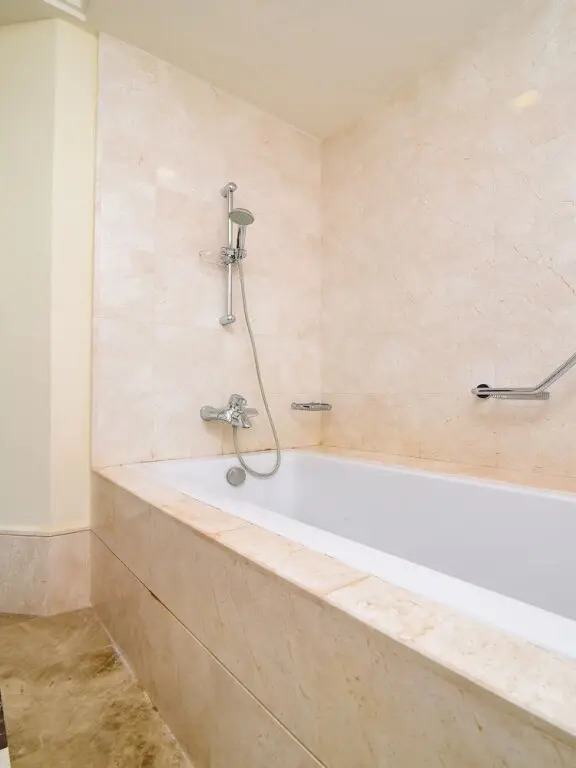 OYO Home 161 Taj Grandeur 1 BHK Apartment Palm