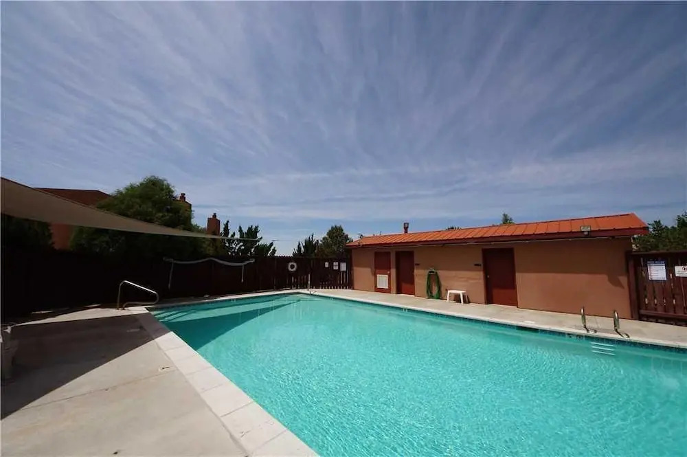 Adobe Dreams  3292 - 2 Br Condo