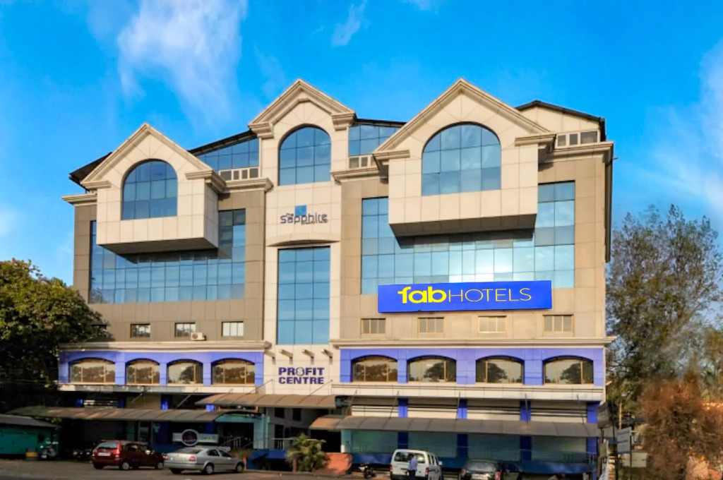 FabHotel Sapphire