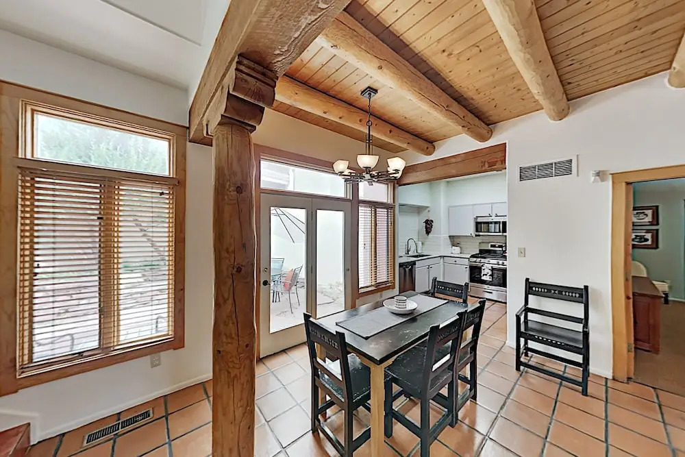 San Francisco At Zona Rosa: Near Plaza & Railyard 3 Bedroom Condo
