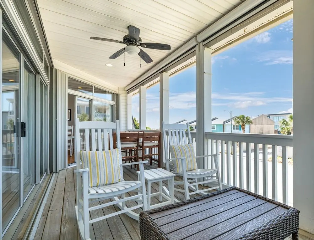 The Cool Coconut by Tybee Vacation Rentals