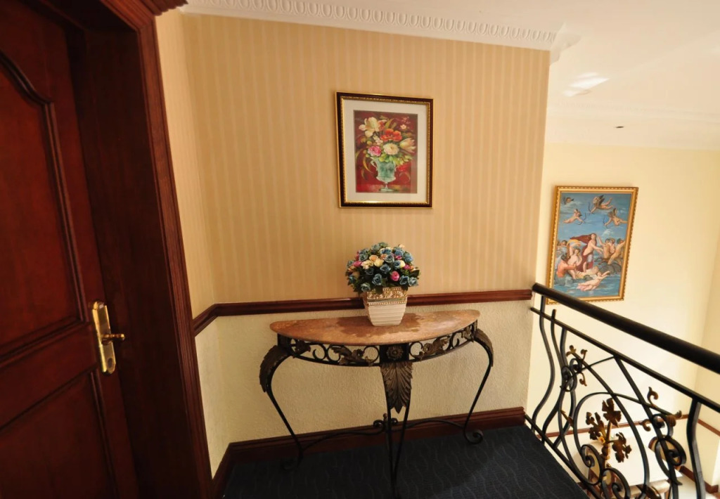 Central Hotel & Residences Swimming Pool