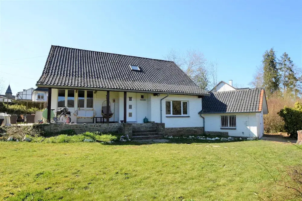 Relaxing Villa in Namur With Fenced Garden